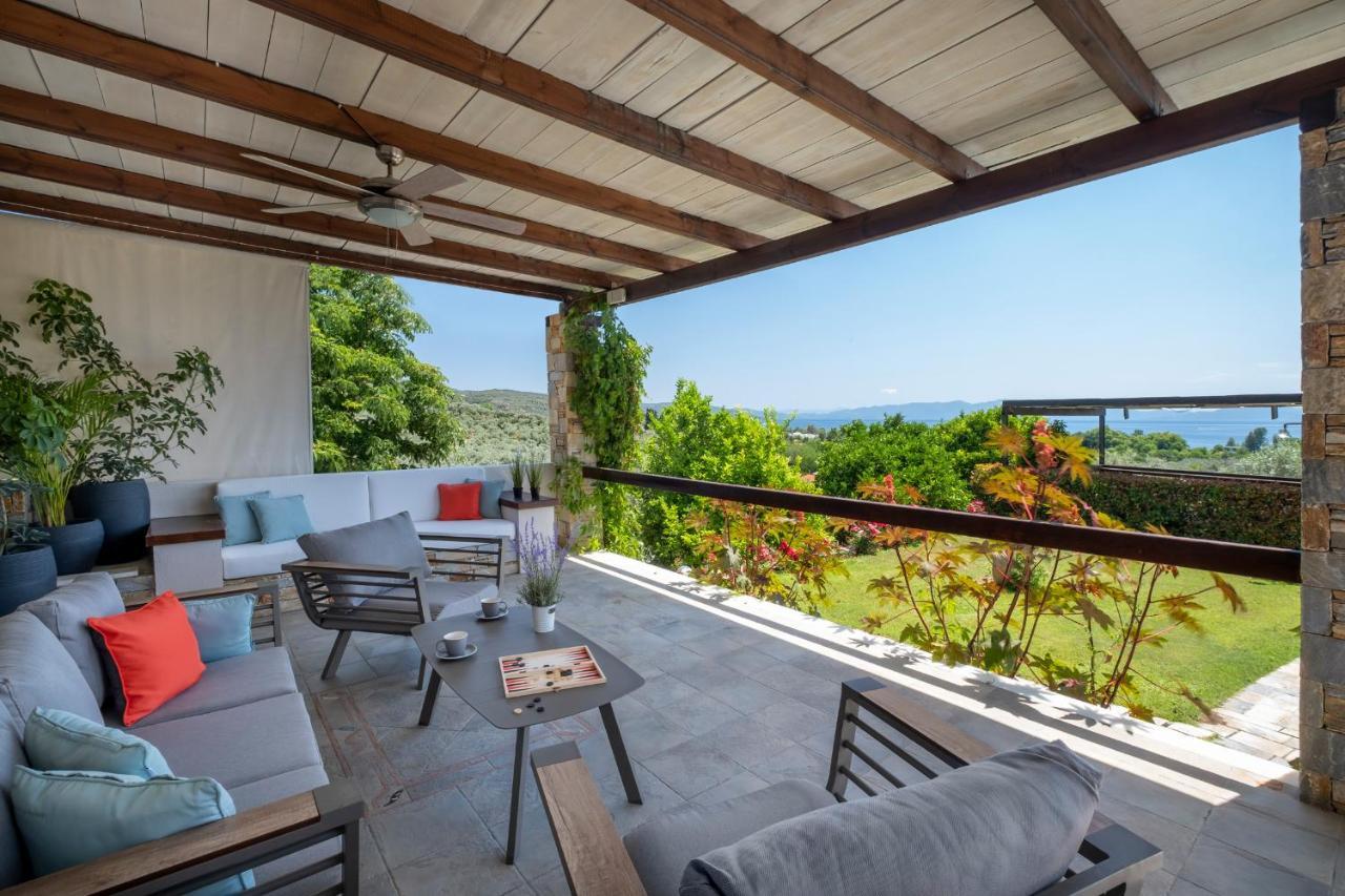 Iakovakis Suites & Spa Koropi Exterior foto
